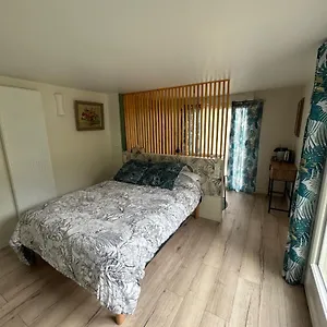 Appartement Studio, Sur Le Chemin Des Hortensias, Ploërmel